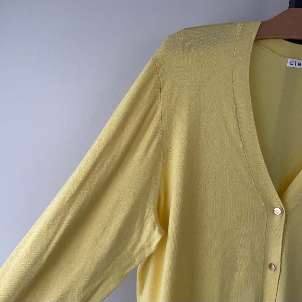Cleo Yellow Button Down Vneck Knit Cardigan Sweater Gold Buttons Size XL Womens - Picture 3 of 8